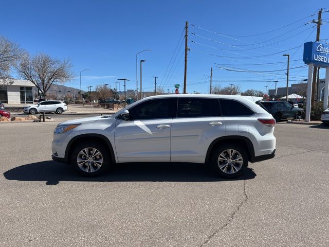 used 2015 Toyota Highlander car, priced at $23,888