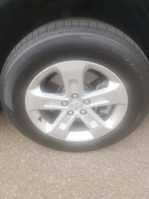 2023 Honda Pilot LX - Photo 13