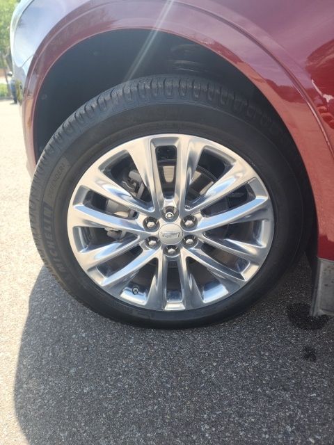 used 2018 Cadillac XT5 car, priced at $20,275