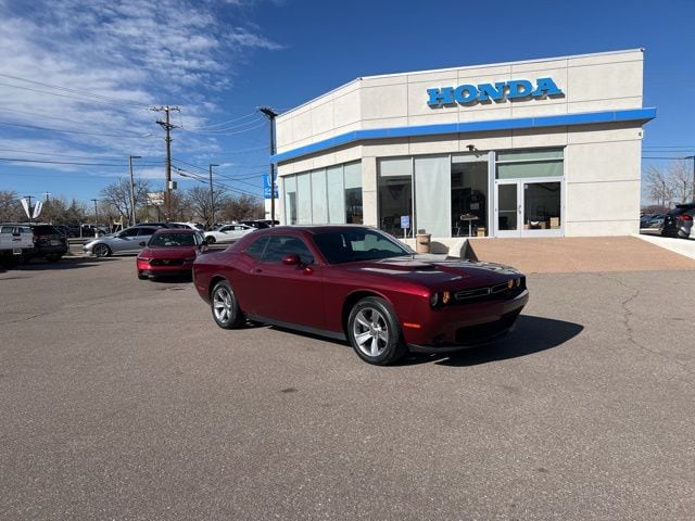 2020 Dodge Challenger SXT