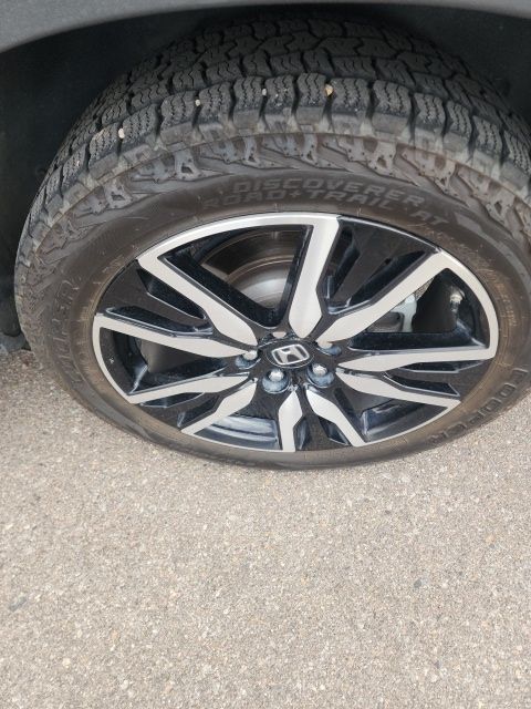 used 2021 Honda Pilot car, priced at $29,959