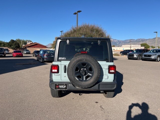 2024 Jeep Wrangler Sport photo 4