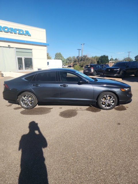 2023 Honda Accord Hybrid EX-L - Photo 4