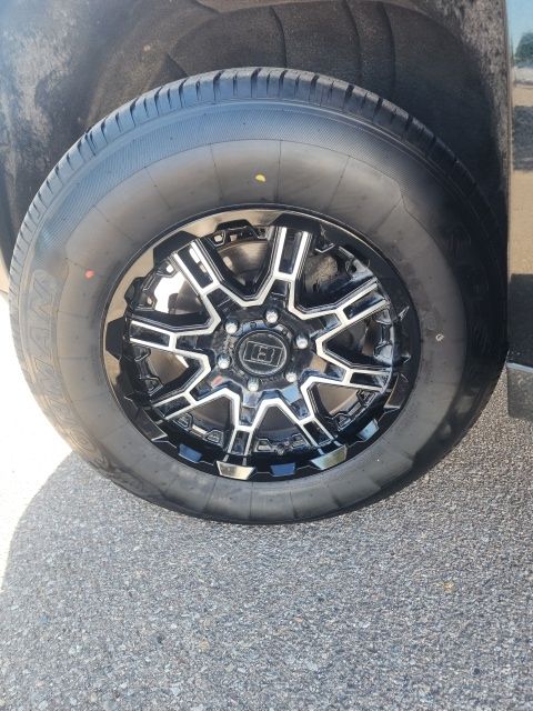 used 2015 Chevrolet Silverado 1500 car, priced at $15,959
