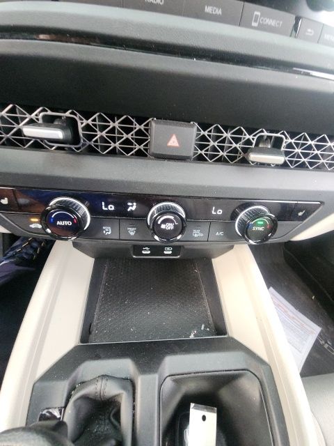 2025 Honda Accord SE - Photo 39