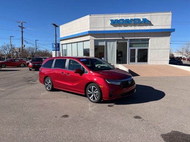 2024 Honda Odyssey Touring's photo