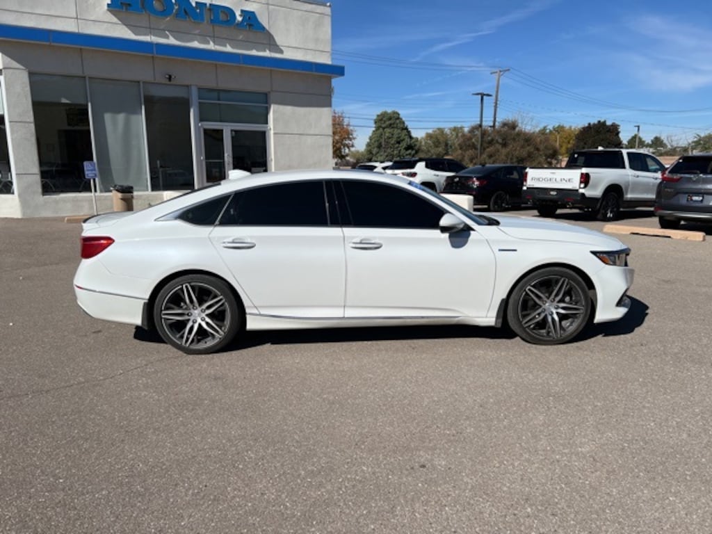 Certified 2022 Honda Accord Hybrid Touring Sedan