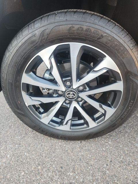used 2024 Toyota Corolla Cross car, priced at $31,959