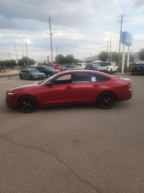 2025 Honda Accord SE - Photo 13