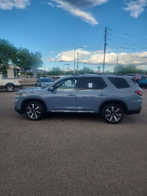2025 Honda Pilot Touring - Photo 9