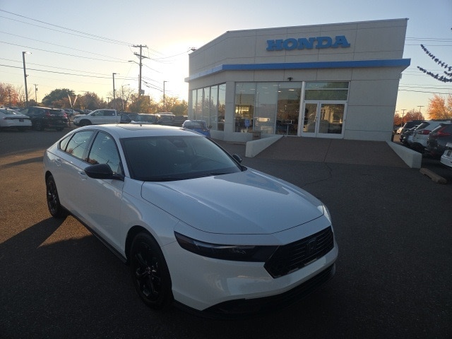 2025 Honda Accord SE's photo