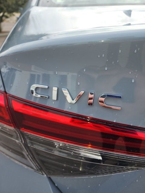 2024 Honda Civic Touring - Photo 10