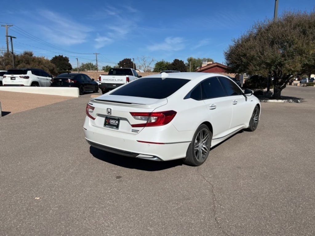 Certified 2022 Honda Accord Hybrid Touring Sedan