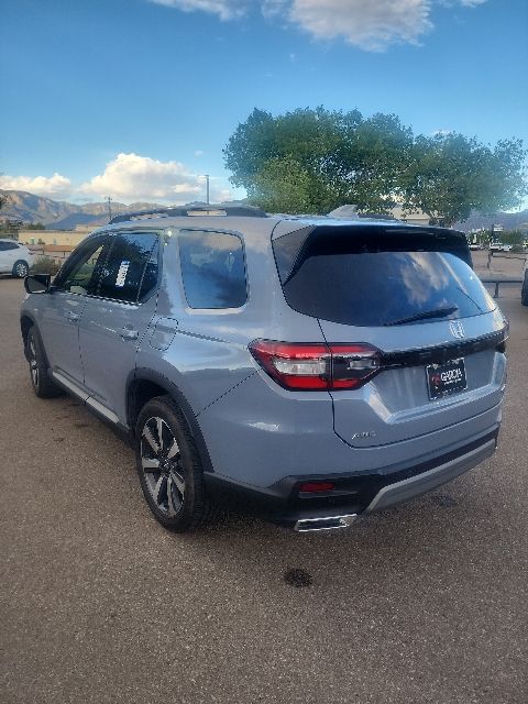2025 Honda Pilot Touring - Photo 8