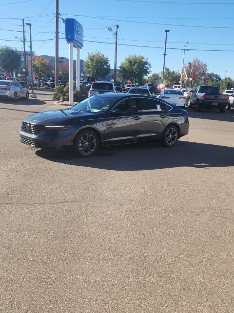 2023 Honda Accord Hybrid EX-L - Photo 12