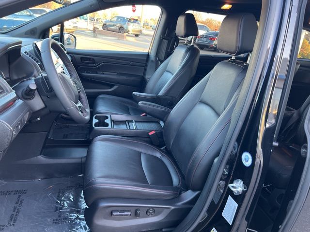 used 2024 Honda Odyssey car, priced at $35,959