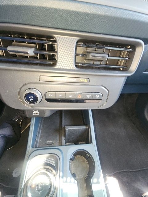 2026 Ford Maverick XL - Photo 37
