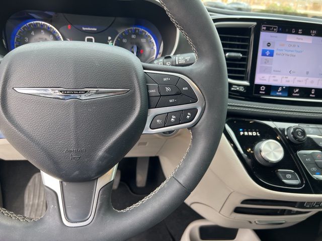 used 2022 Chrysler Pacifica car, priced at $24,959