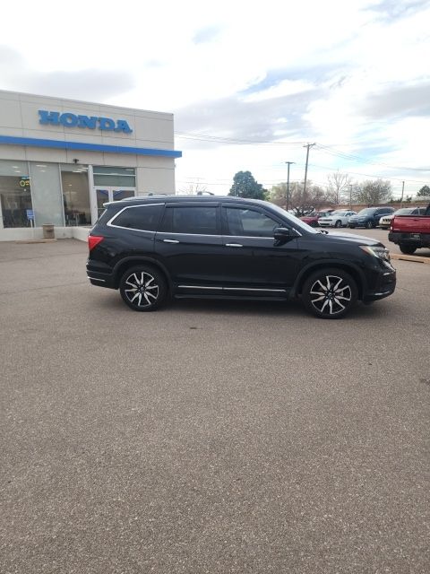 used 2021 Honda Pilot car, priced at $29,959