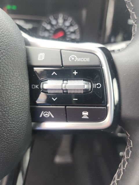 used 2023 Kia Sorento Hybrid car, priced at $29,959