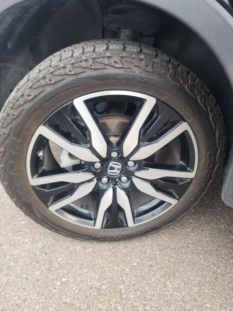 used 2021 Honda Pilot car, priced at $29,959