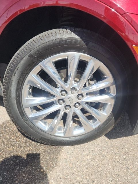 used 2018 Cadillac XT5 car, priced at $20,275