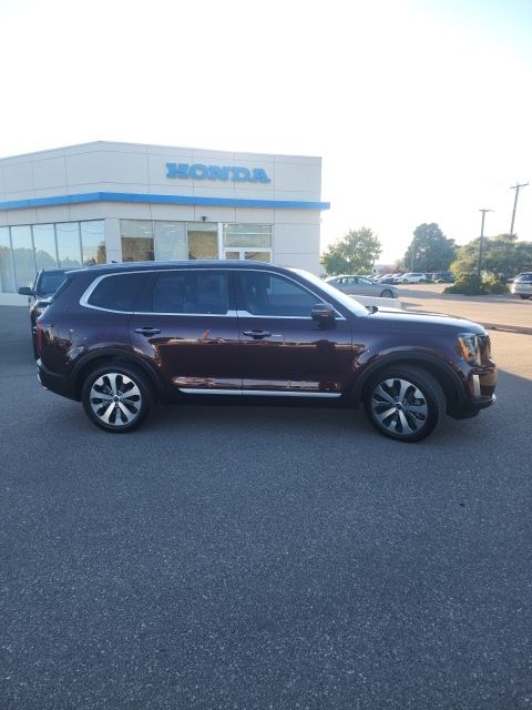 2020 Kia Telluride S AWD's photo
