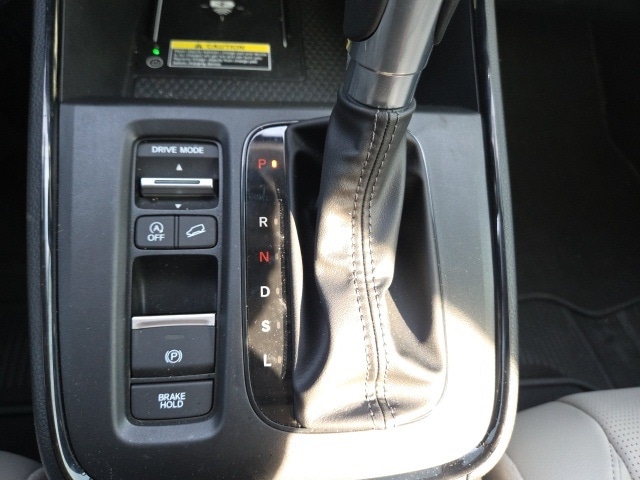 used 2025 Honda CR-V car, priced at $36,959