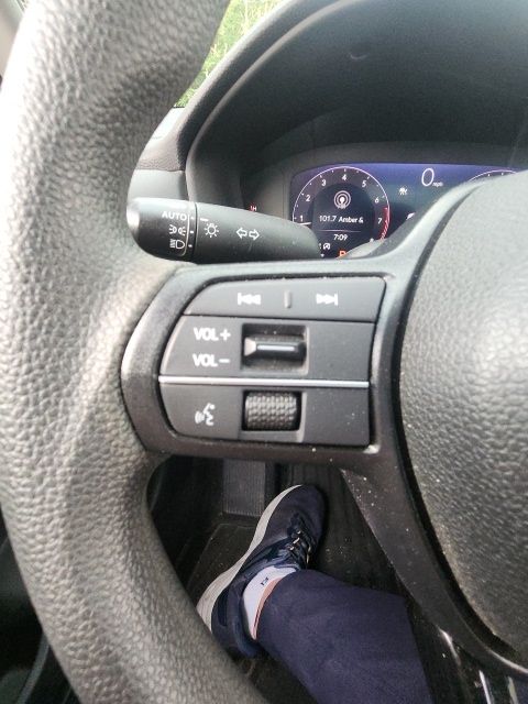 2025 Honda Accord SE - Photo 33