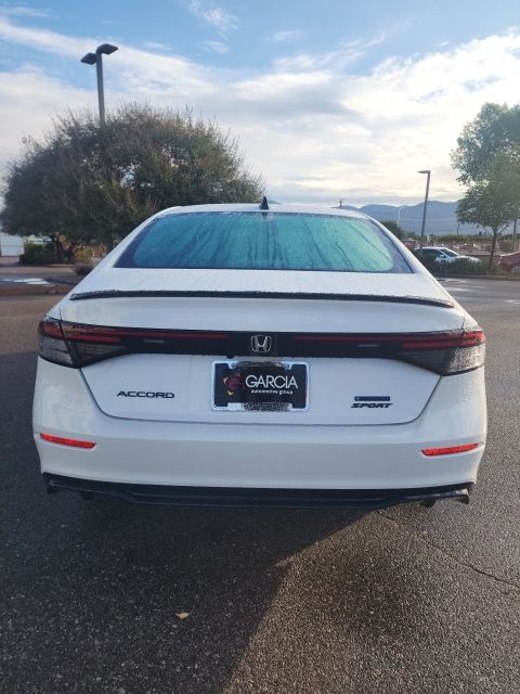 2026 Honda Accord Hybrid Sport-L - Photo 6