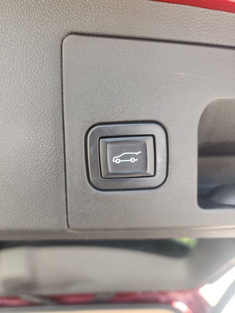 used 2018 Cadillac XT5 car, priced at $20,275