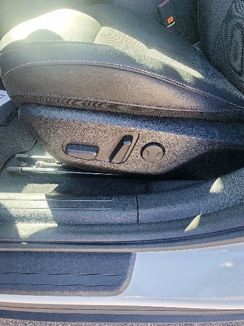 used 2025 Kia EV6 car, priced at $32,959