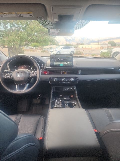 2025 Honda Pilot Touring - Photo 10