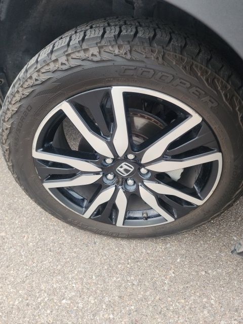 used 2021 Honda Pilot car, priced at $29,959