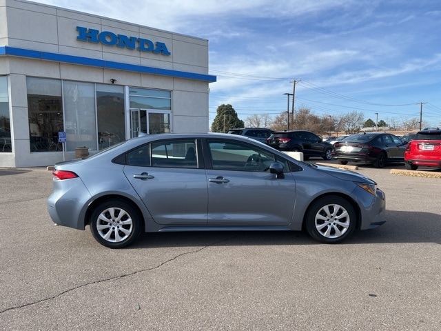 Used 2023 Toyota Corolla LE with VIN 5YFB4MDE2PP023225 for sale in Northfield, Minnesota