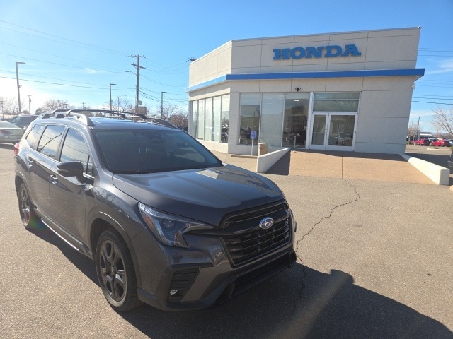 2023 Subaru Ascent Onyx Edition Limited's photo