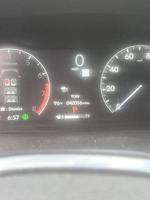 2023 Honda Pilot LX - Photo 28