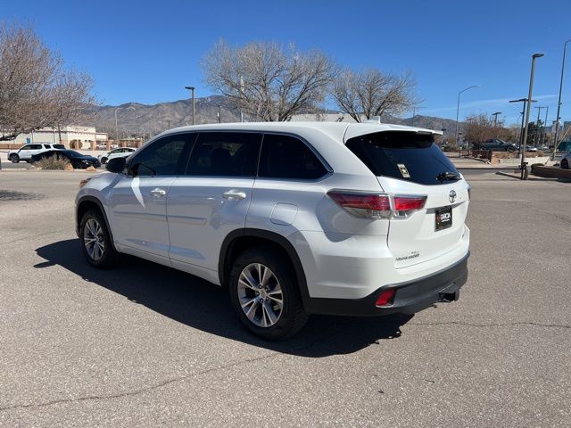 used 2015 Toyota Highlander car, priced at $23,888