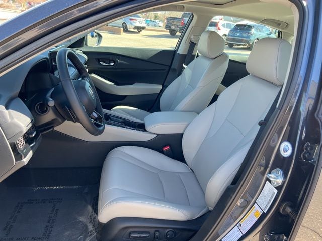 used 2025 Honda Accord Hybrid car, priced at $35,777