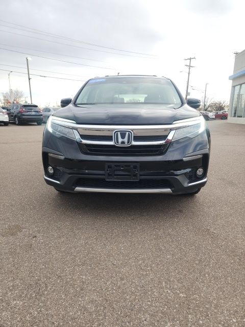 used 2021 Honda Pilot car, priced at $29,959