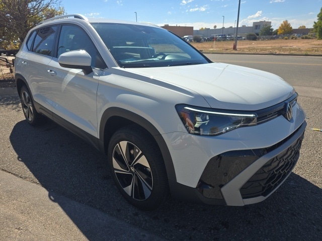 2025 Volkswagen Taos SUV 