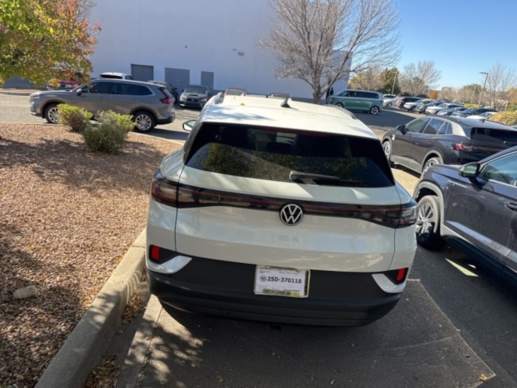 New 2025 Volkswagen ID.4 Pro SUV