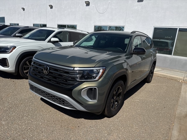 2025 Volkswagen Atlas 2.0T Peak Edition
