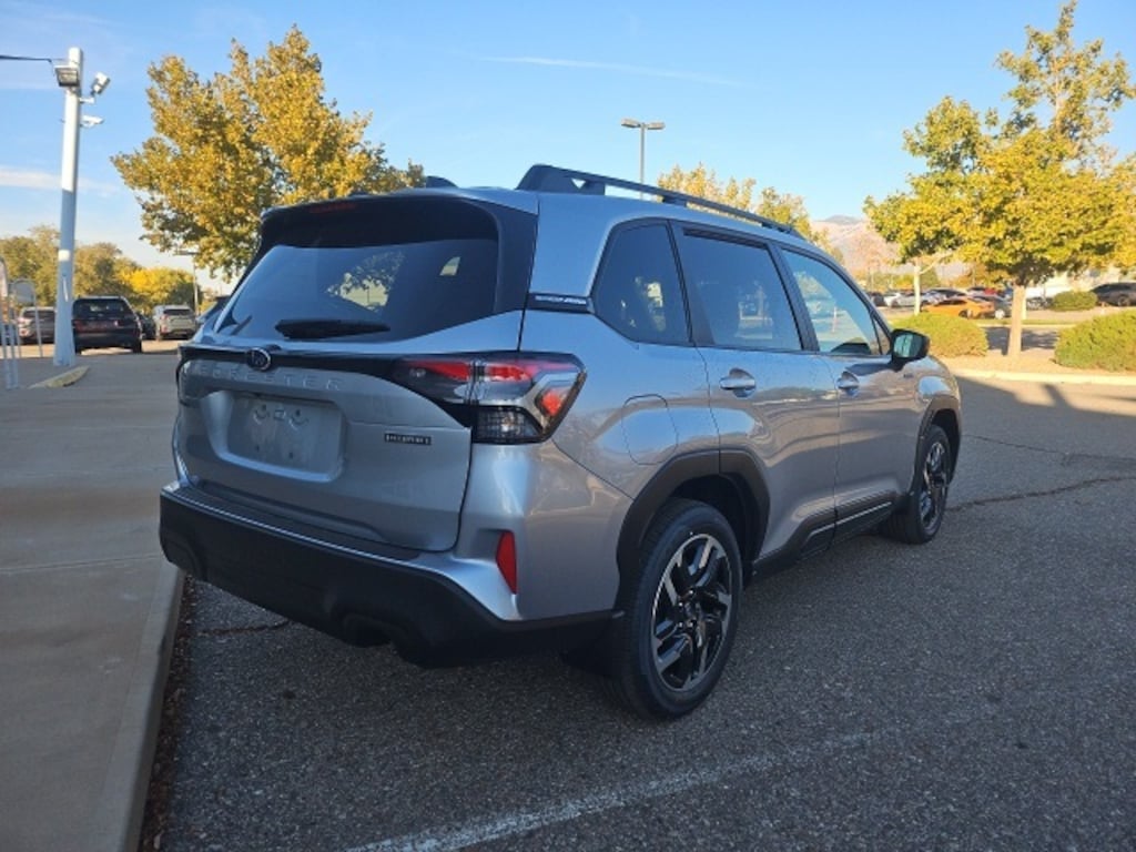 New 2025 Subaru Forester Hybrid Premium SUV