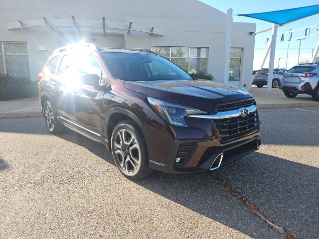 2025 Subaru Ascent Touring's photo
