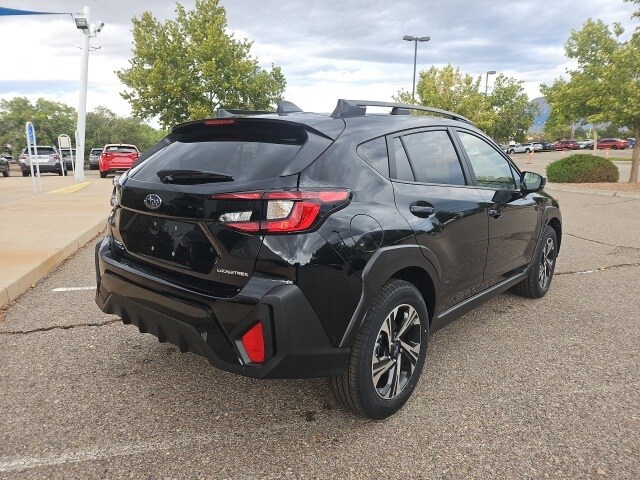 2025 Subaru Crosstrek Premium photo 4
