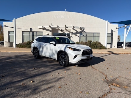 Featured Used 2022 Toyota Highlander XLE SUV Albuquerque, NM