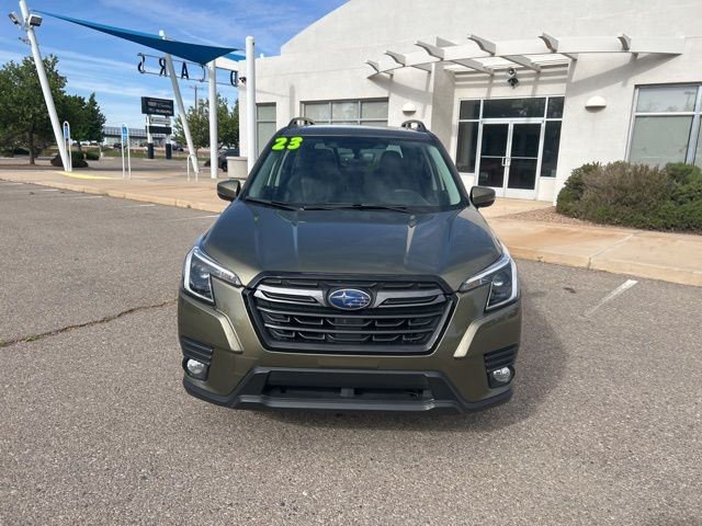 2023 Subaru Forester Limited's photo