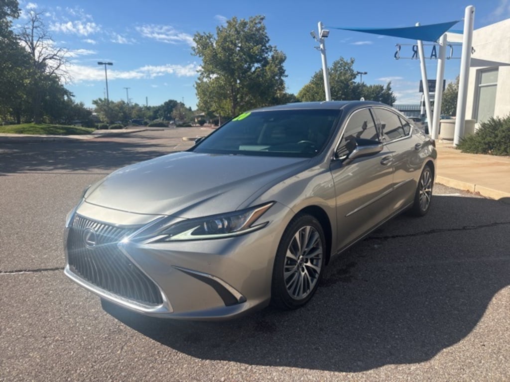 Used 2020 Lexus ES 300h Sedan
