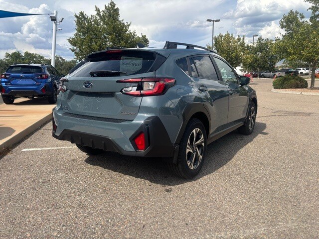 2025 Subaru Crosstrek Premium photo 3